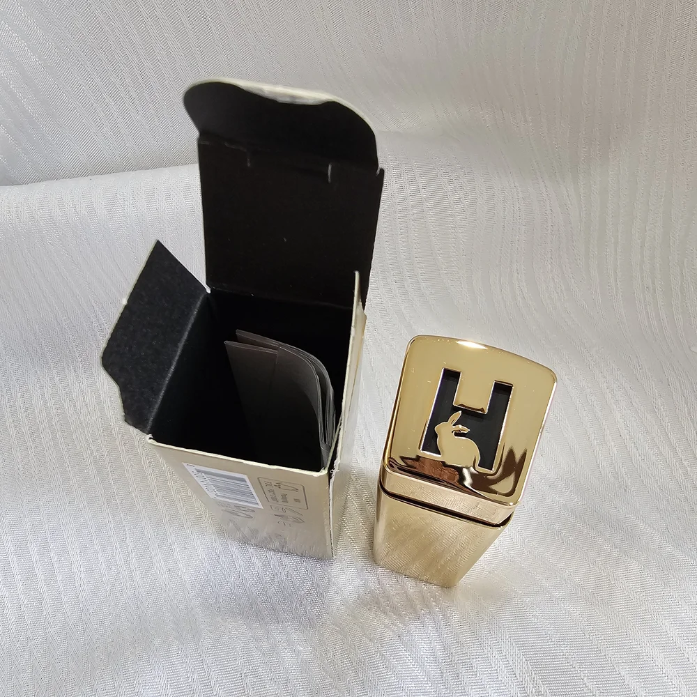 Hourglass Unlocked Satin Crème Lipstick in Flora 330